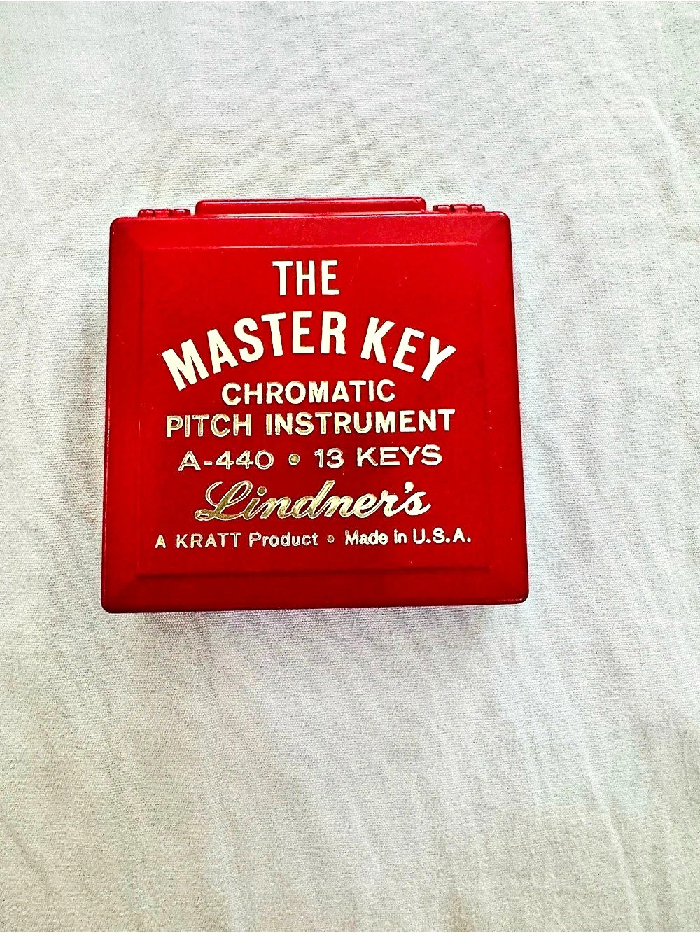 Vintage Lindner's Master Key Chromatic Pitch Instrument A-440 • 13 Keys Red